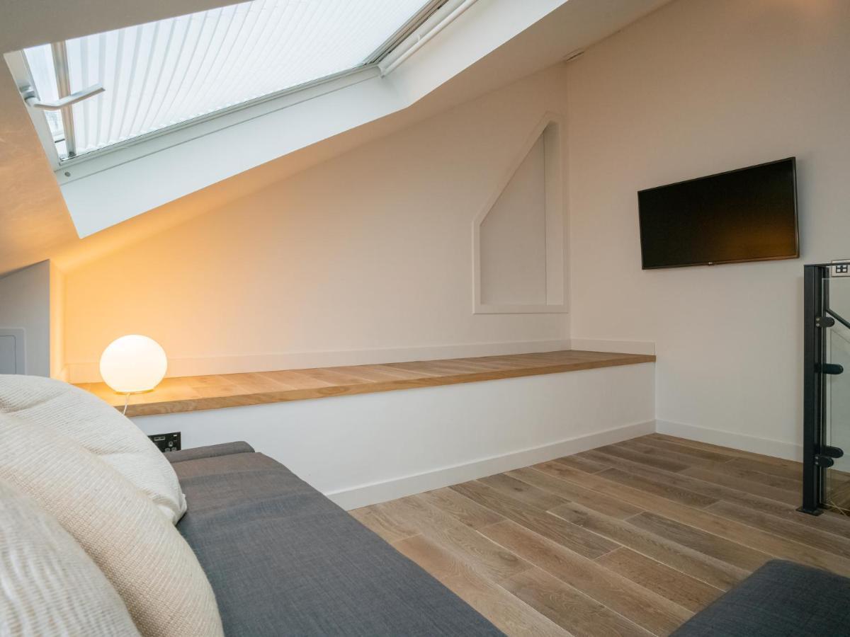 Pass The Keys Stunning 3 Bed Loft Style Apt With Free Parking Единбург Екстериор снимка