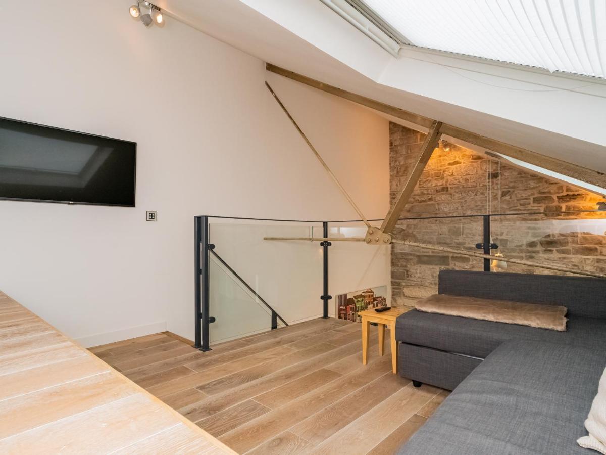 Pass The Keys Stunning 3 Bed Loft Style Apt With Free Parking Единбург Екстериор снимка